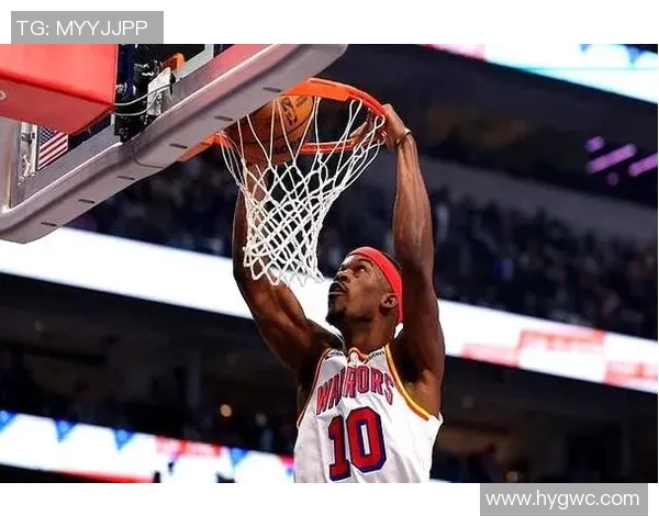 吉米巴特勒肌肉训练揭秘助力篮球场上的强劲表现与竞技状态